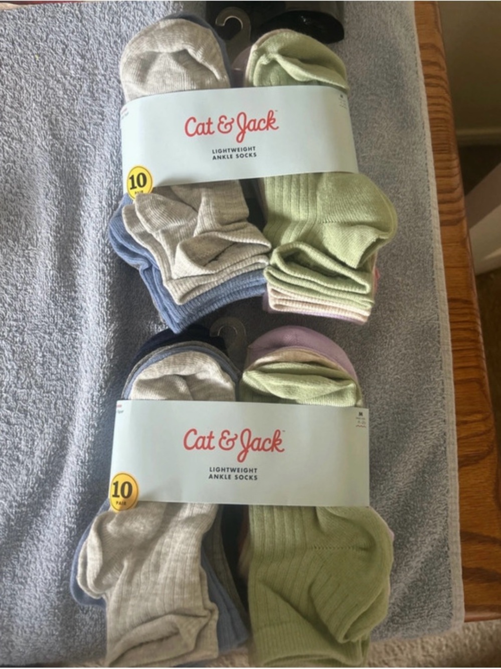 Cat & Jack Girls SZ M Lightweight Ankle Socks - Green, Gray, Blue Pack